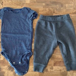 Short sleeve onesie and jogger set